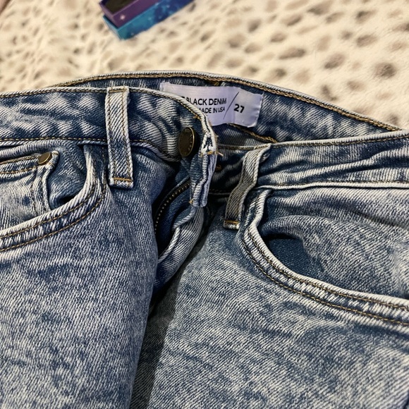 SOLD🤍✌🏻 - Picture 3 of 4